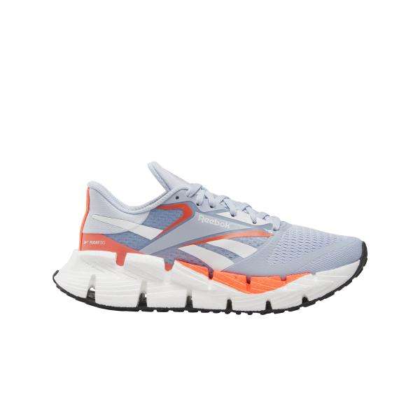El FloatZig 1 de Reebok combina suavidad y elasticidad, diseñados para inspirar a salir al aire libre y correr.