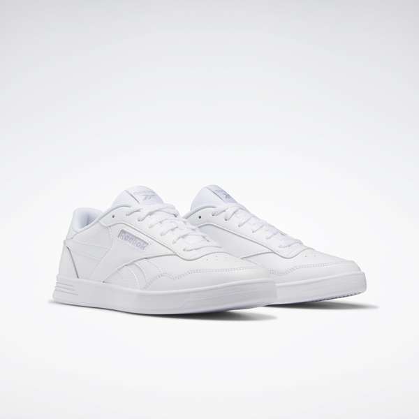 El estilo Reebok que te encanta en una silueta clásica de tenis vintage que se puede usar de manera elegante o informal. image number 2