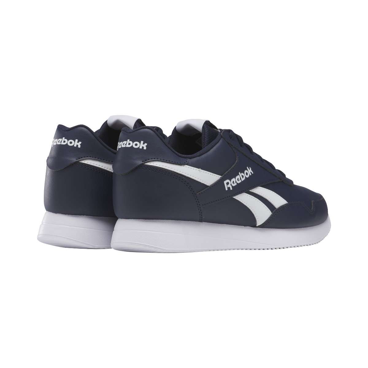 Con un diseño clásico y elegante, inspirado en modelos tradicionales de running. Están fabricados con malla y cuero suave. image number 1