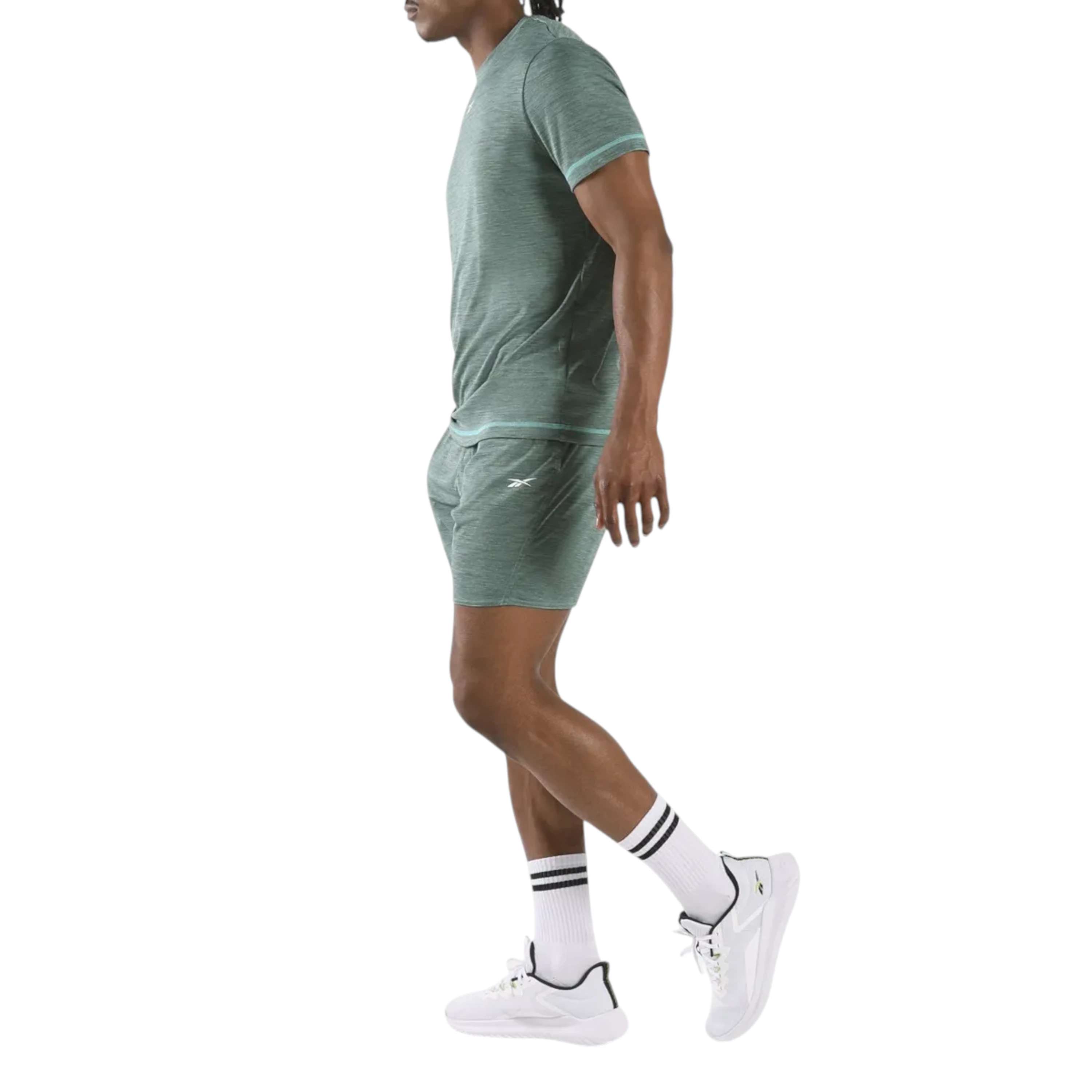 Shorts Id Train Knit Short image number 3