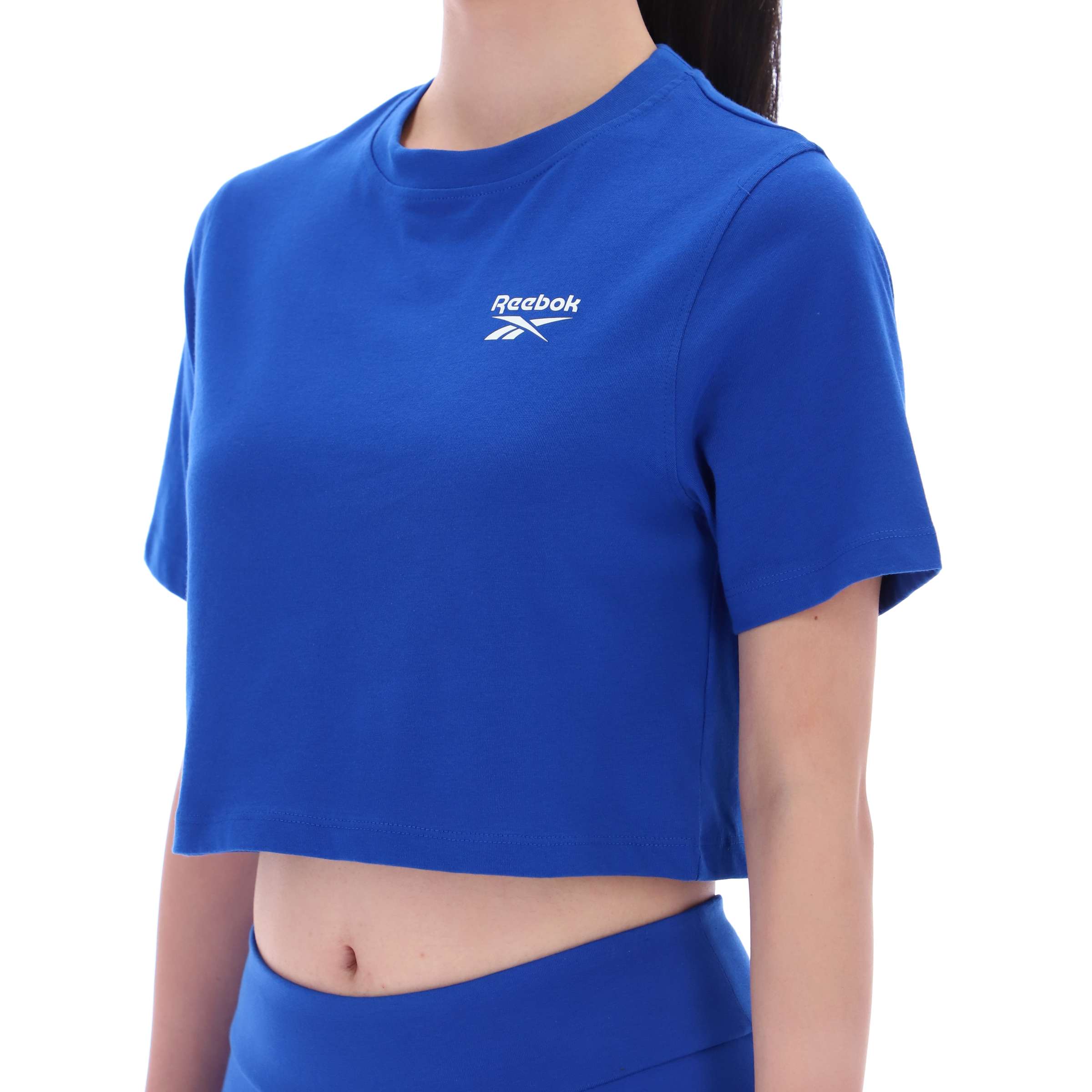 Playera Clara logo pequeño crop image number 4