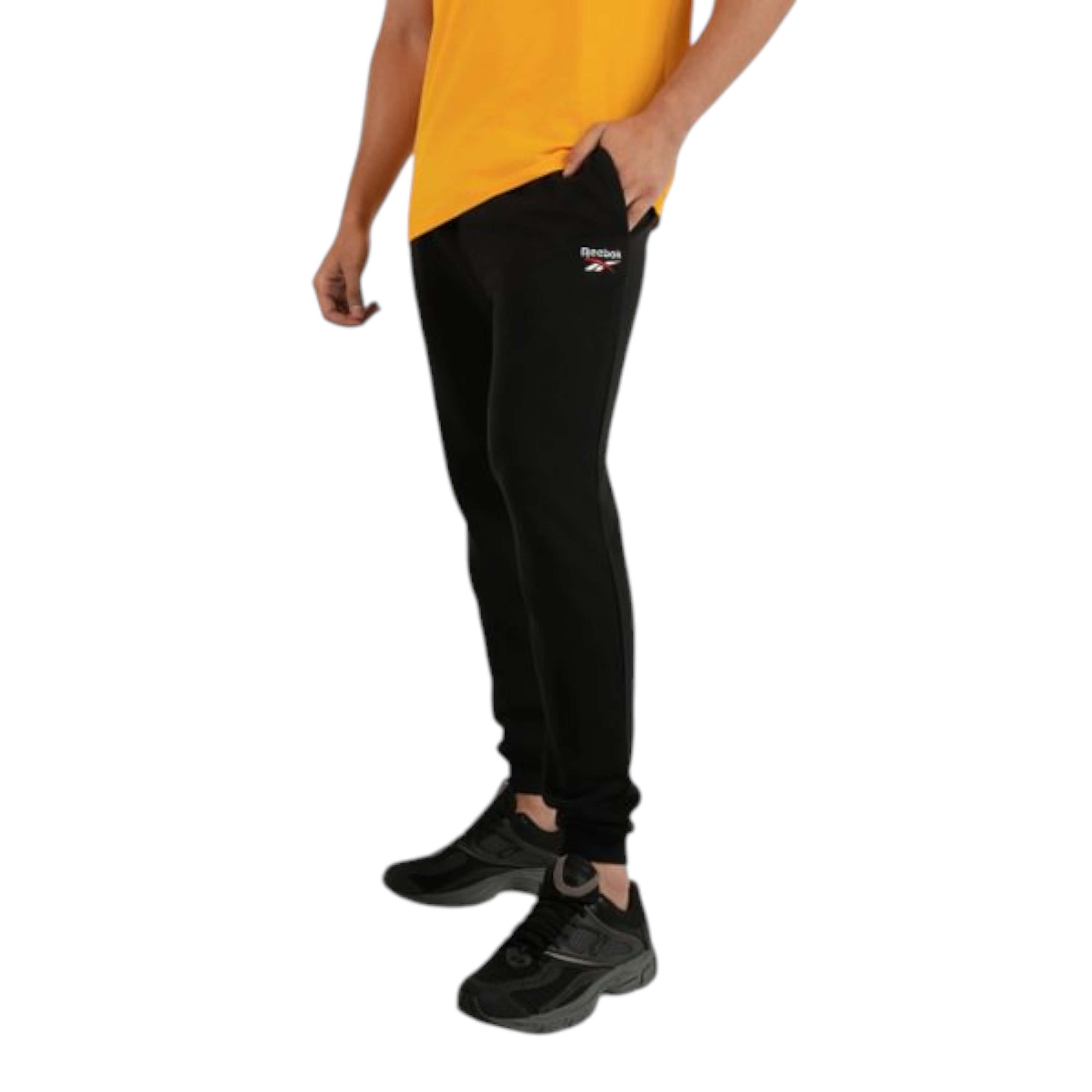 Jogger Classics Identity image number 0