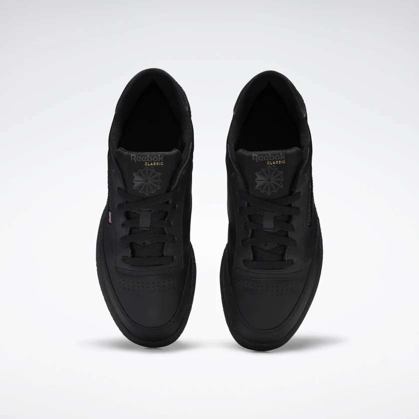 Un estilo sencillo significa que estos tenis de cuero flexible combinan con todo. Porque a veces no tienes que decir nada para hacer una declaración. image number 5
