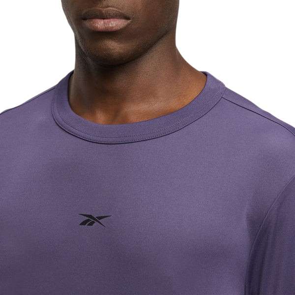 Camisa Basketball Essentials LS