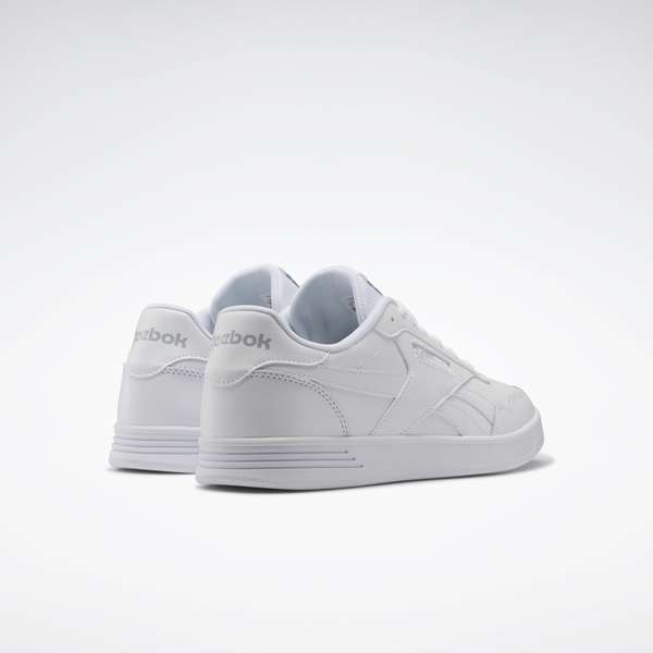 El estilo Reebok que te encanta en una silueta clásica de tenis vintage que se puede usar de manera elegante o informal. image number 1