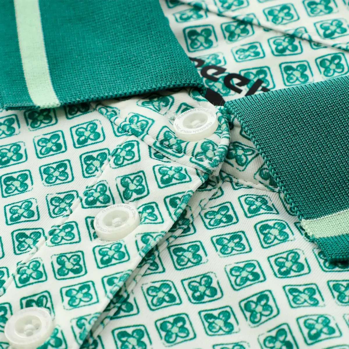 Playera Foulard Print Sleeveless Polo image number 4