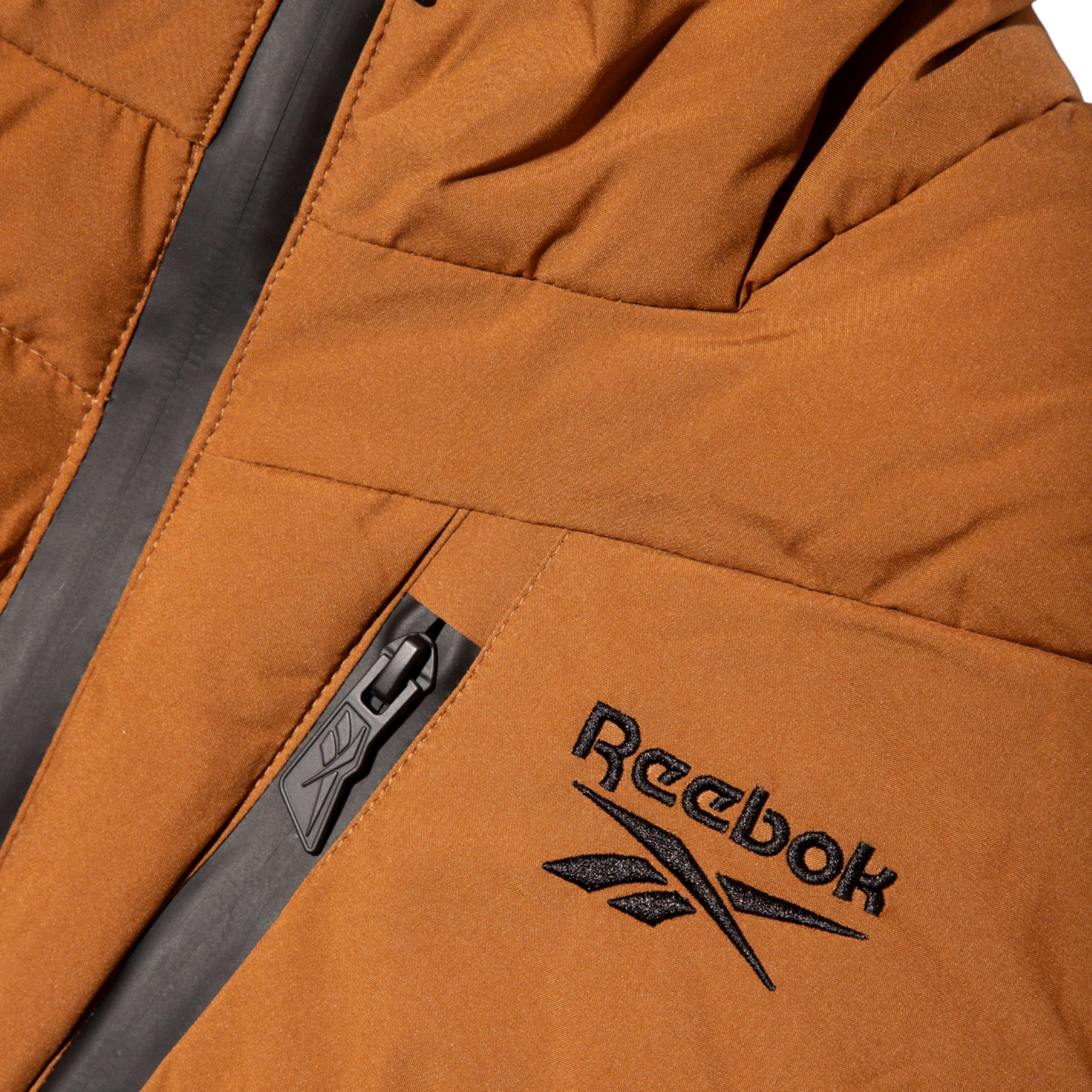 Chamarra puffer elástica image number 3