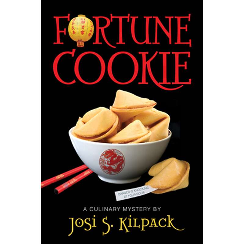 Fortune Cookie (A Culinary Mystery, Book 11)