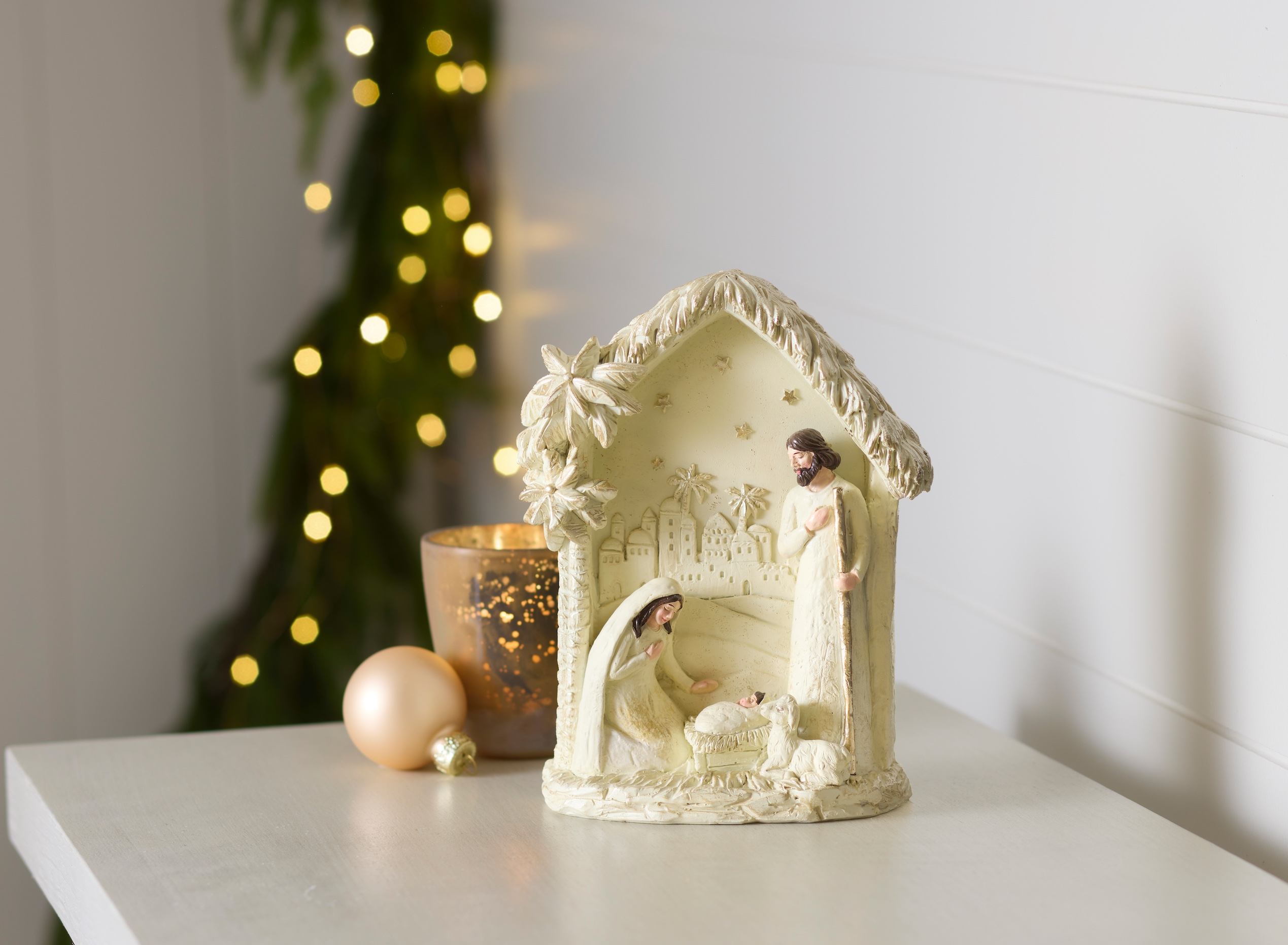 Holy Family Come to Bethlehem and See Nativity, , large image number 3