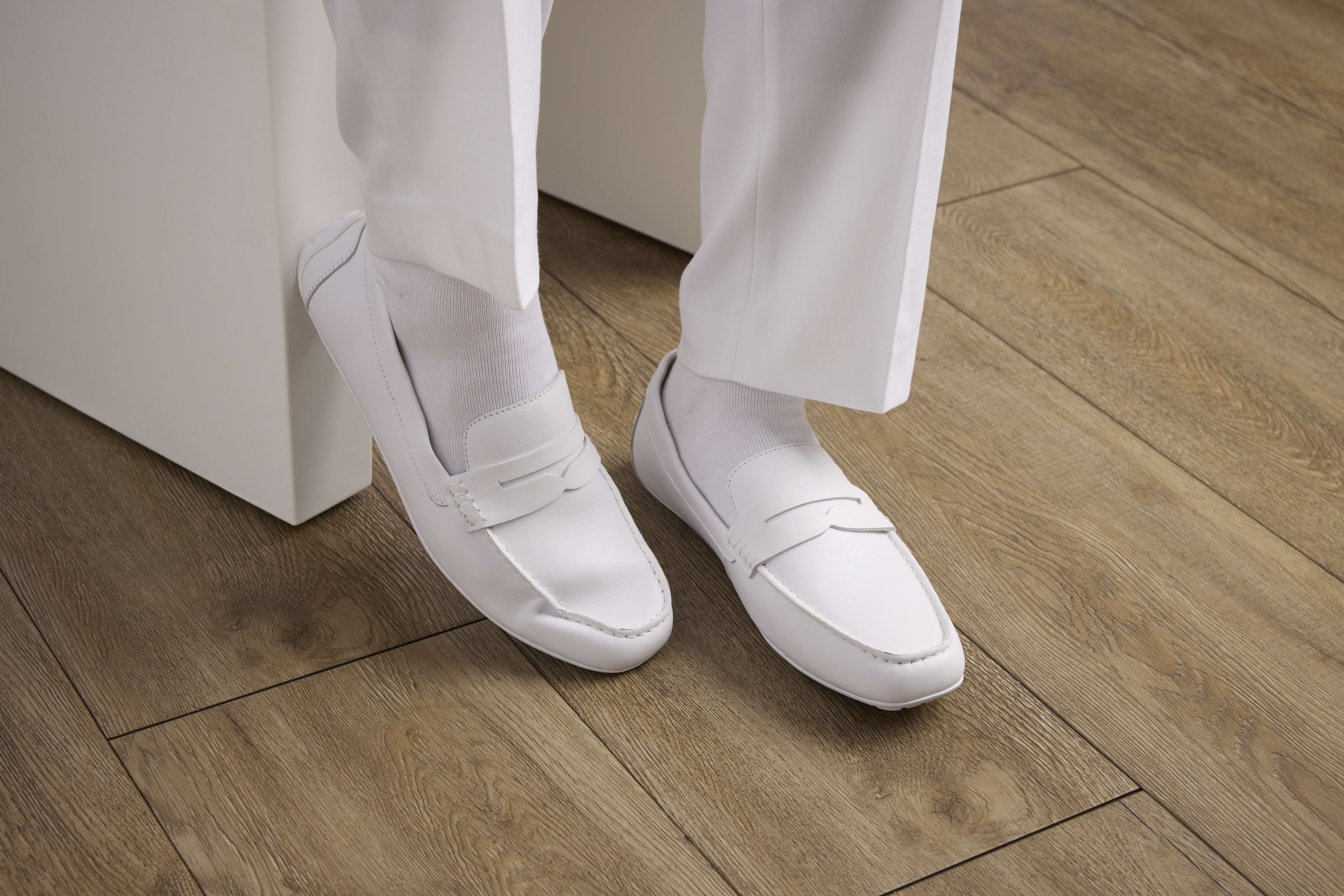 Men's White Leather Loafer Temple Shoe, , large image number 3
