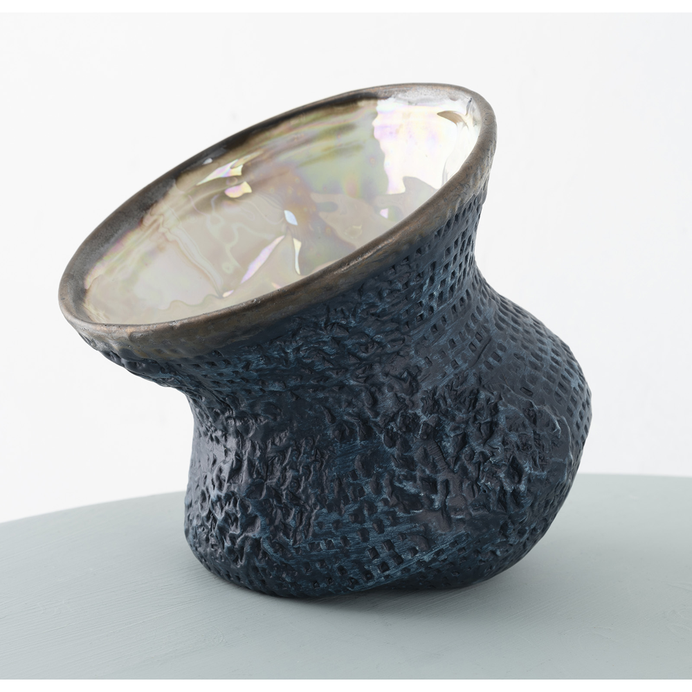 He Looketh on the Heart Vase, , large image number 4