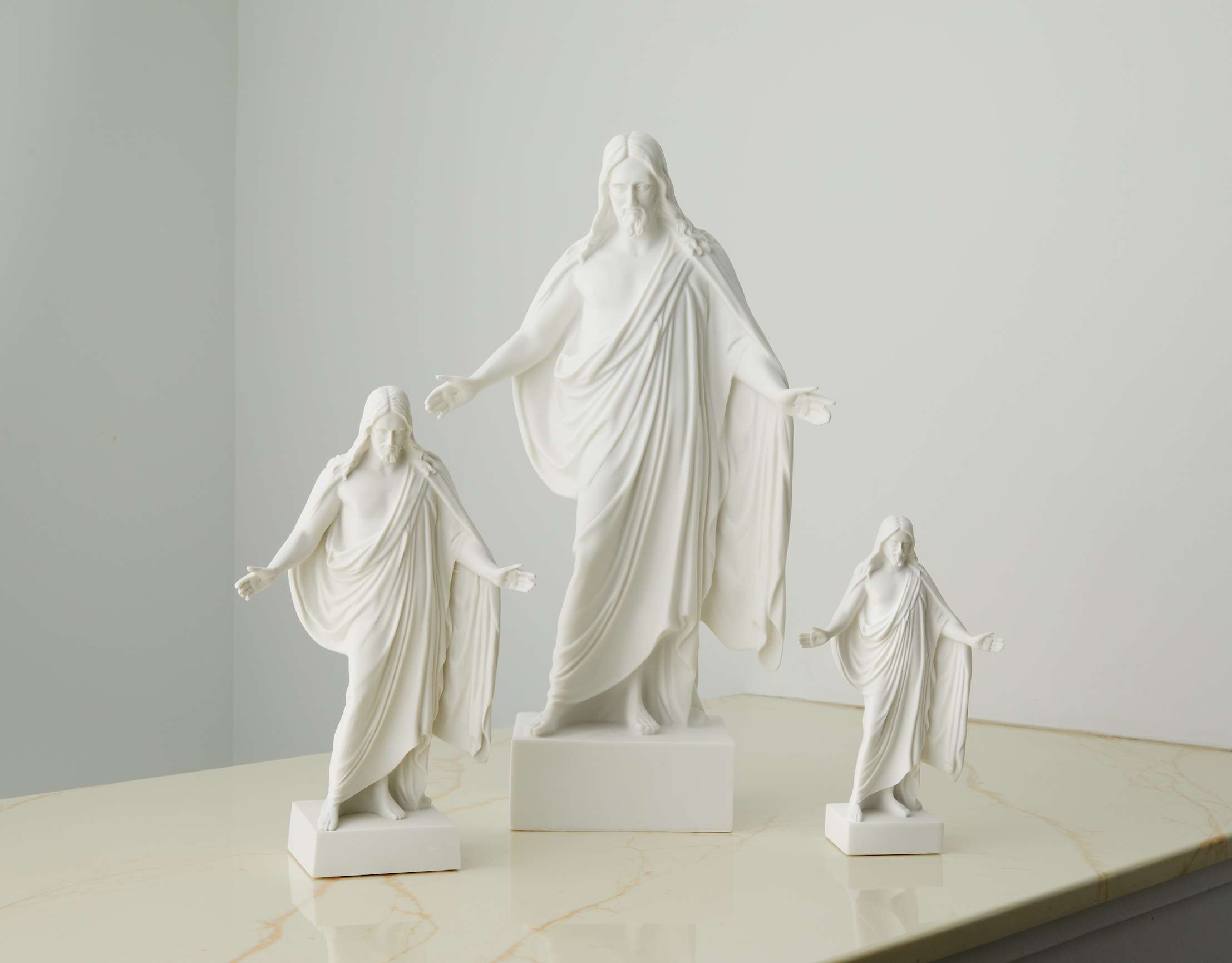 Marble Christus Statue, , large image number 3