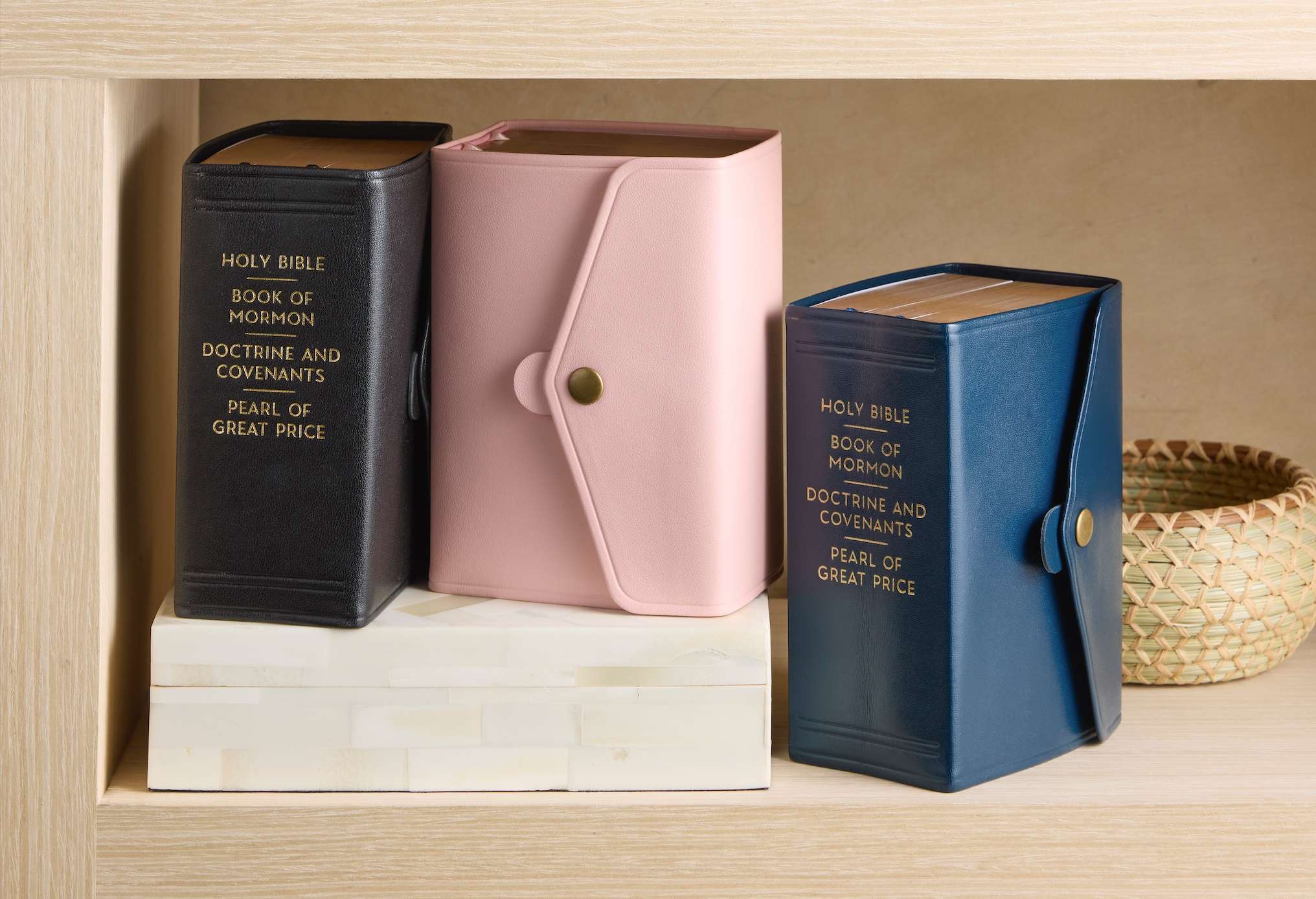 Genuine Leather Snap Quad Combination, Compact (Color Options), , large image number 10