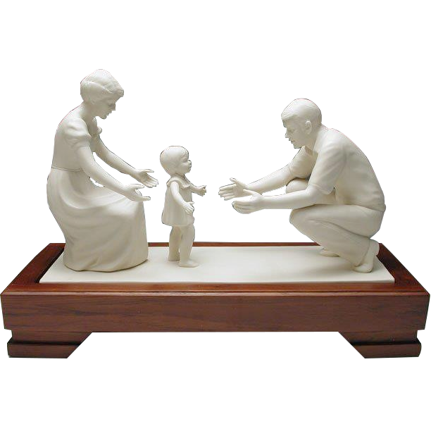The Family Circle Statue with Base (Porcelain)