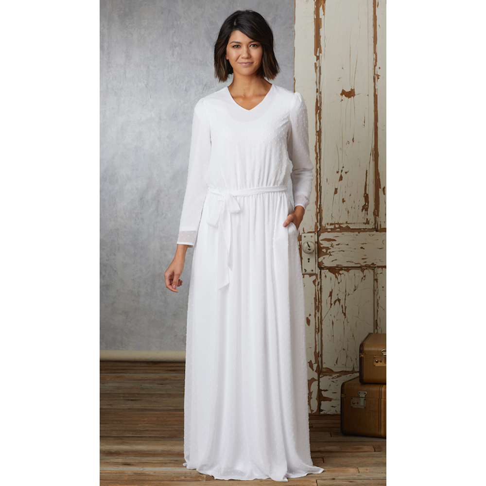DRESS XL CHRISTEN - Knight & Wells | Deseret Book DRESS XL CHRISTEN - Knight & Wells | Deseret Book