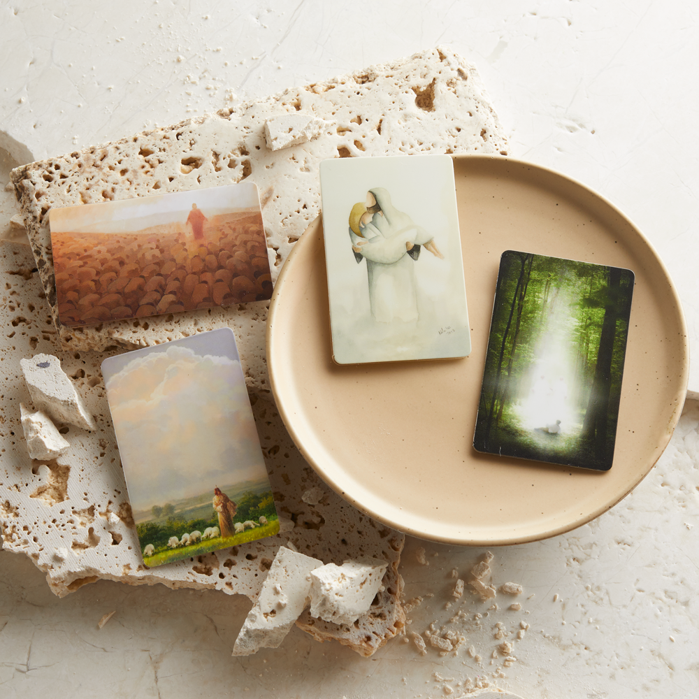 Sacred Grove Recommend Holder, , large