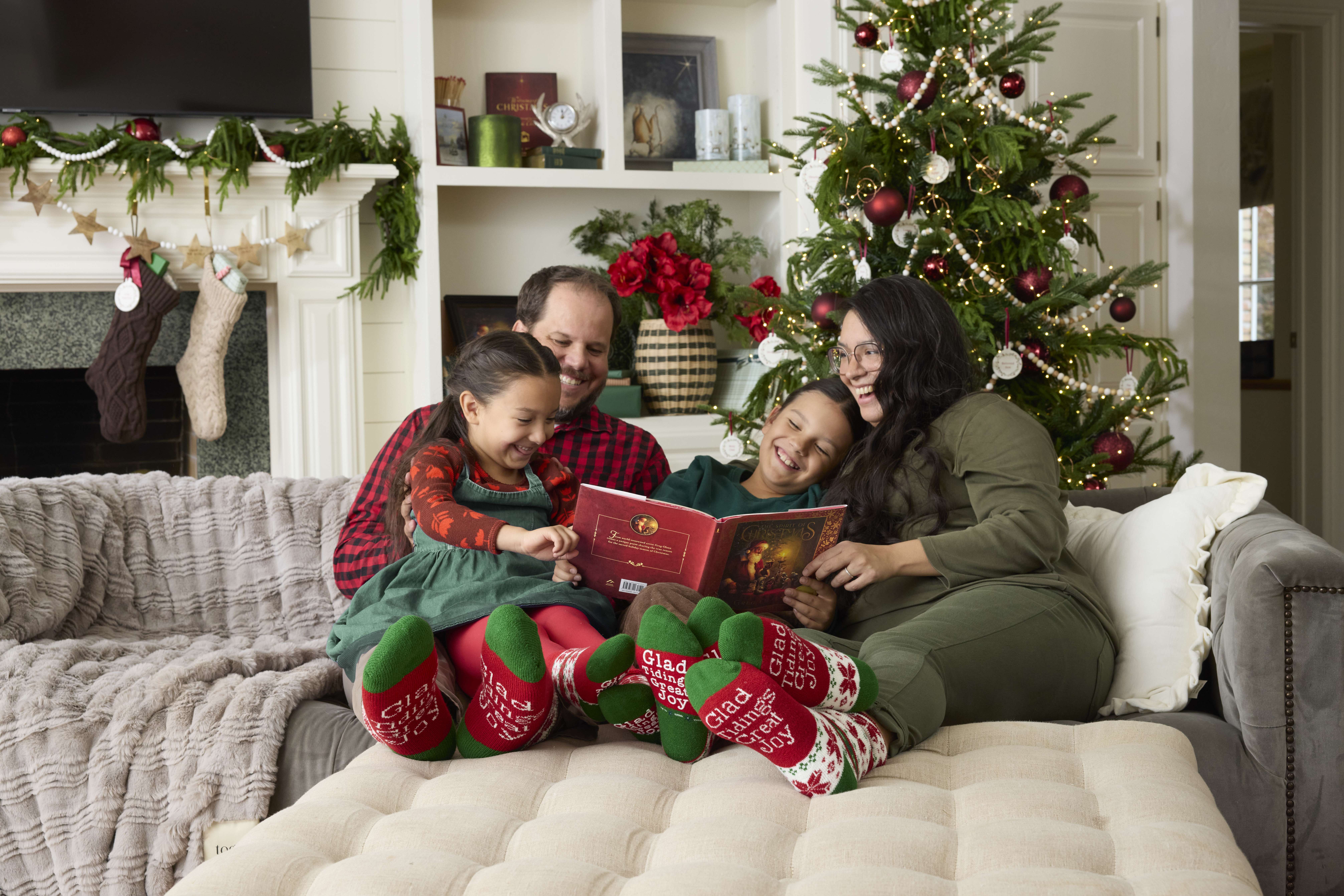 Glad Tidings Great Joy Christmas Socks, , large image number 2