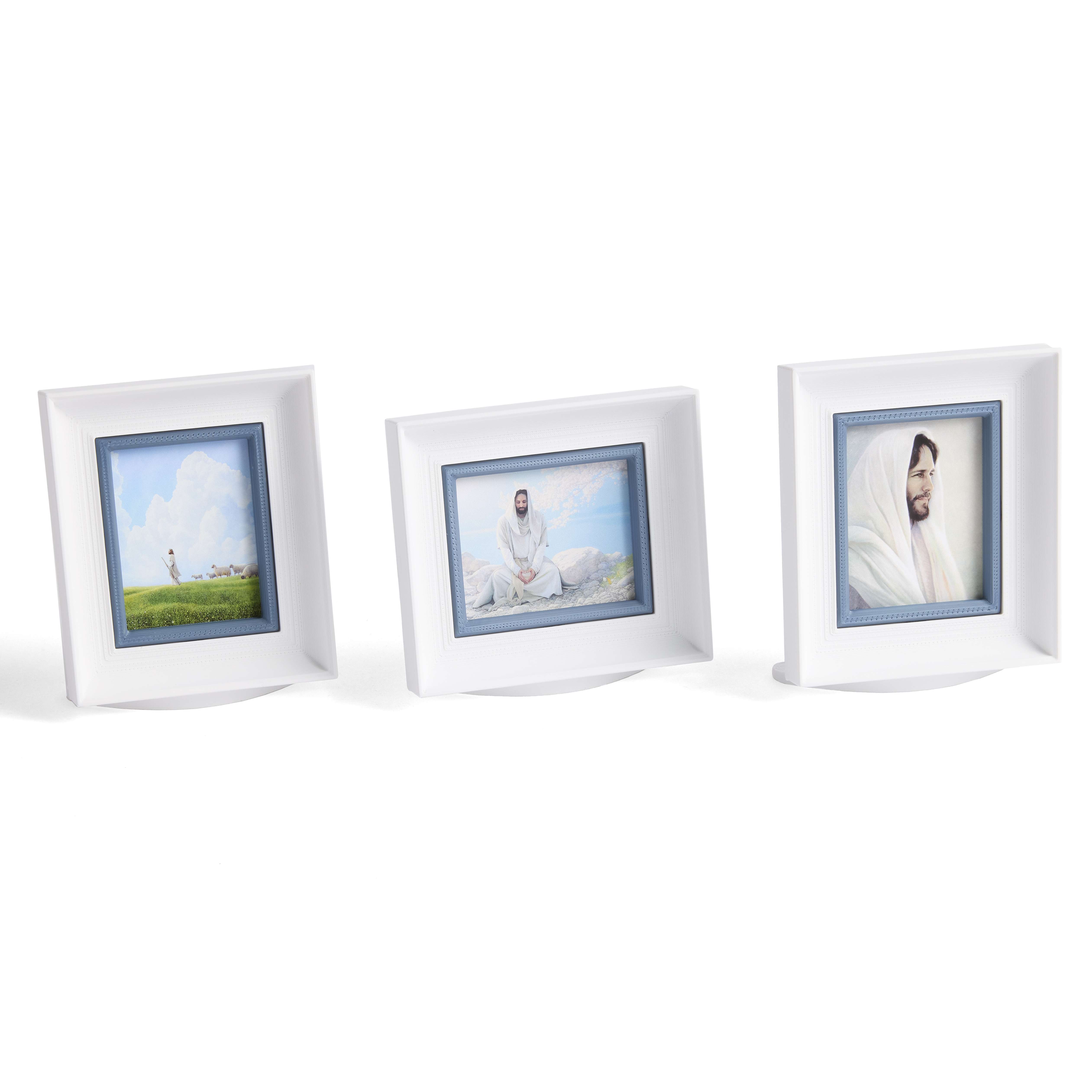 Savior, Small and Simple (2.75x3 Framed Art Set)