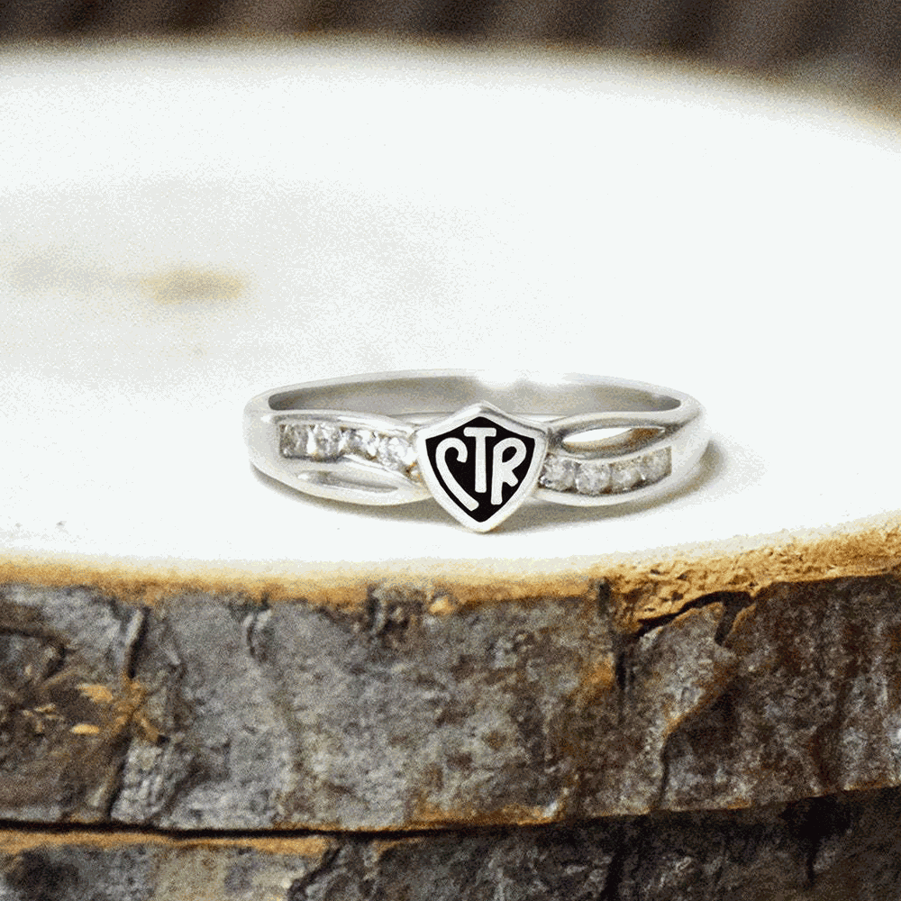 Antiqued Bow CTR Ring, , large image number 2