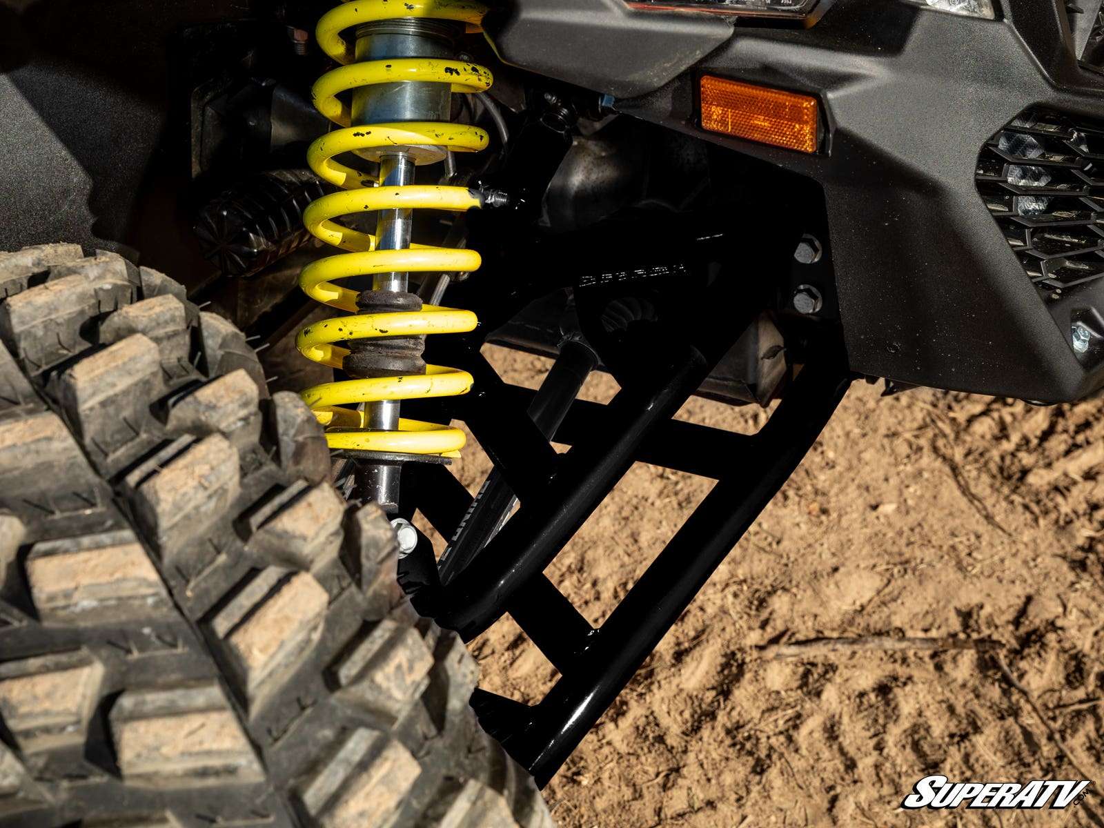 Triangles de suspension avant décalés 2" SuperATV Atlas Pro