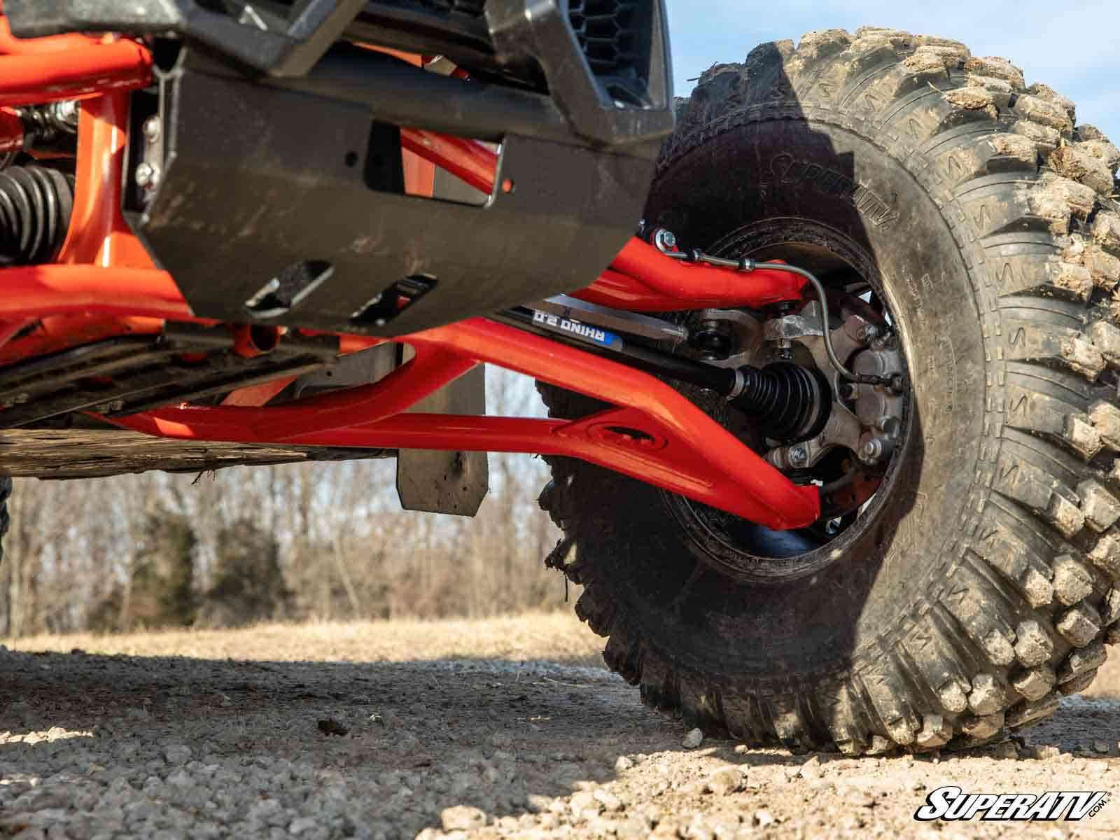 Triangles de suspension avant décalés 2" SuperATV Atlas Pro