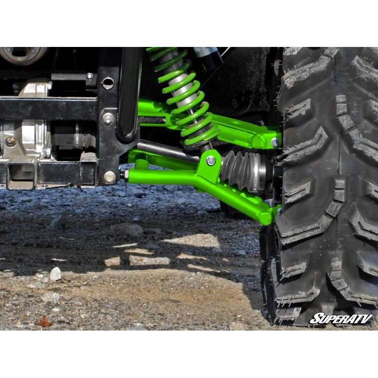 SuperATV Kawasaki Teryx, bras de suspension tubulaires à dégagement élevé, déport arrière de 1,5 po