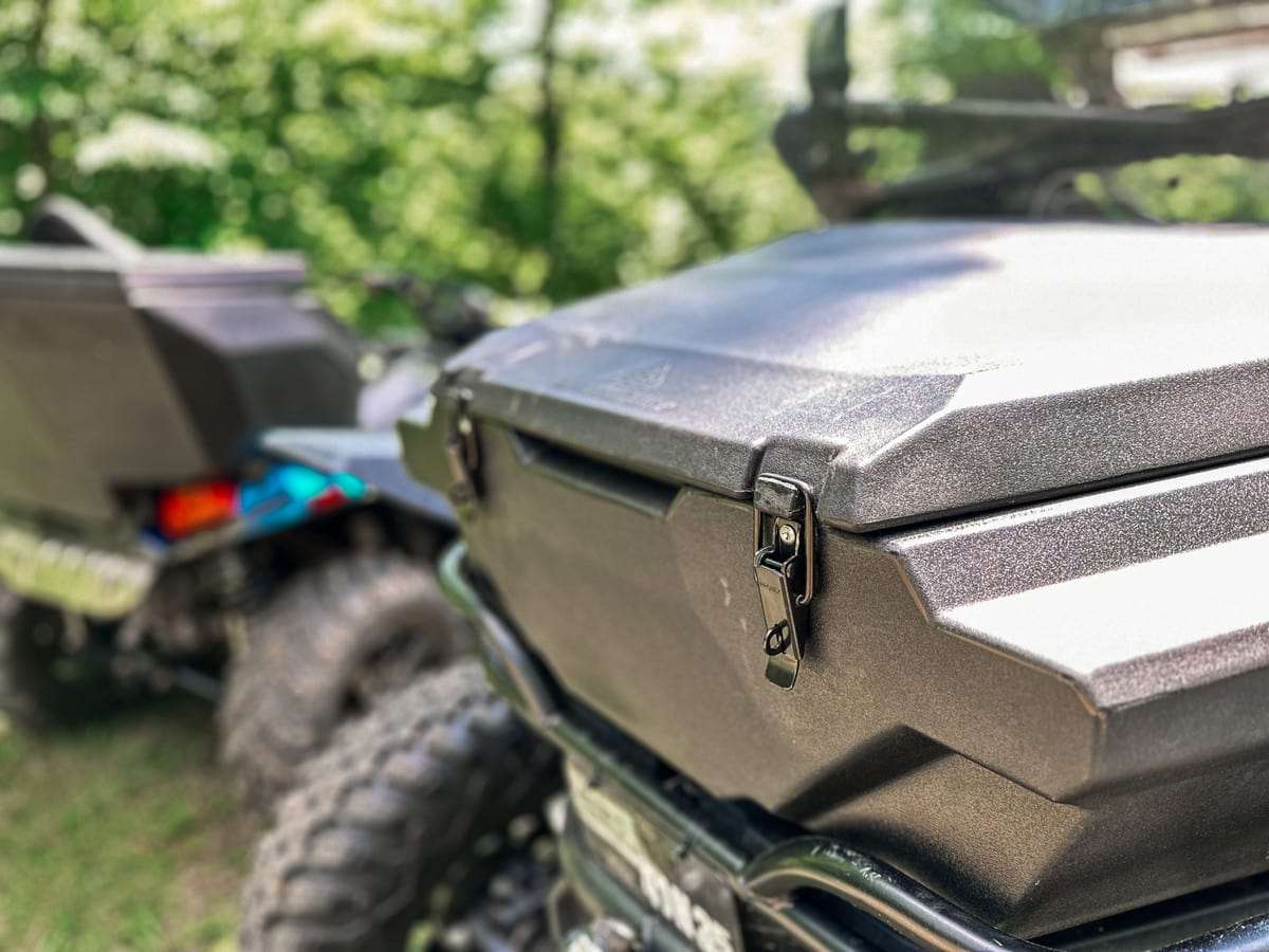 Highlands Rear Cargo Box
