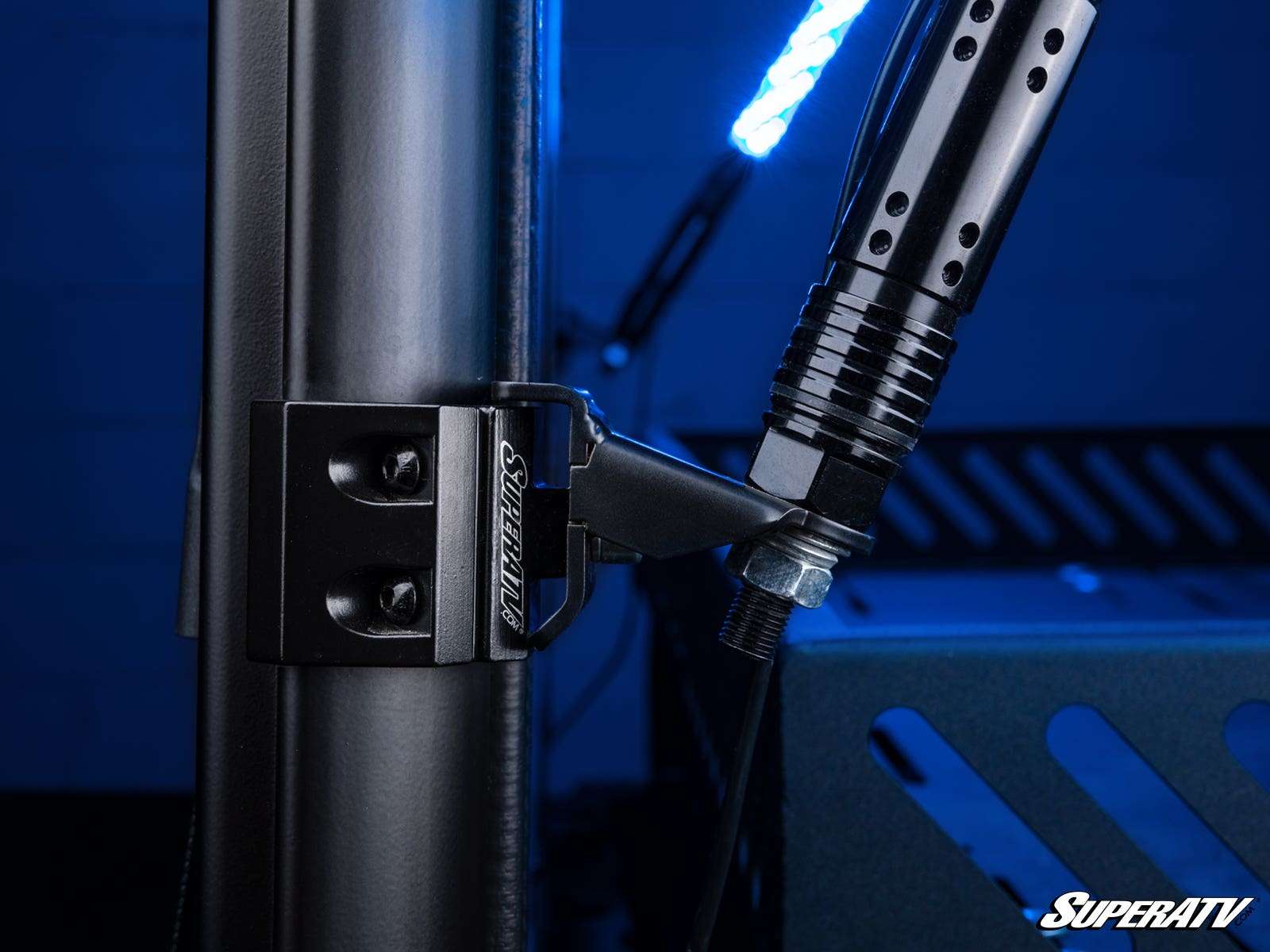 Supports de fixation de feux de fouet SuperATV