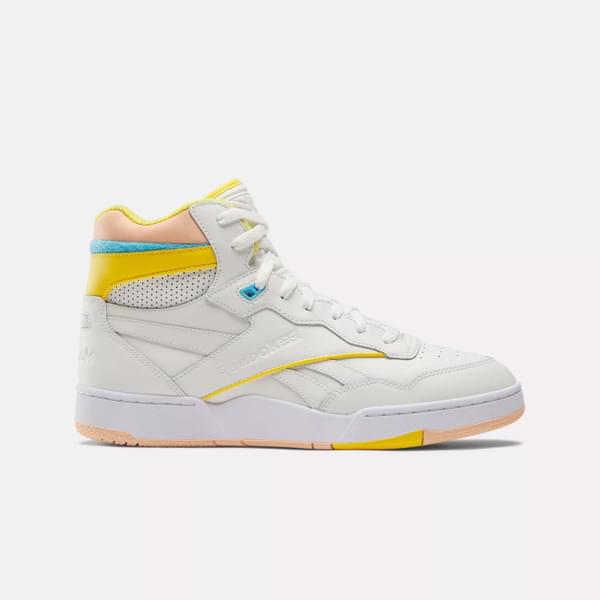Mid top reeboks store