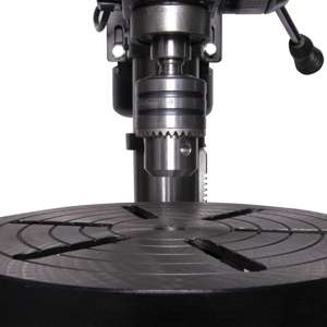 Taladro de árbol de 550 watts Elite profesional