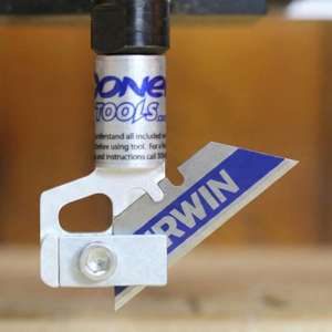 D1 Donek Drag Knife - In Use